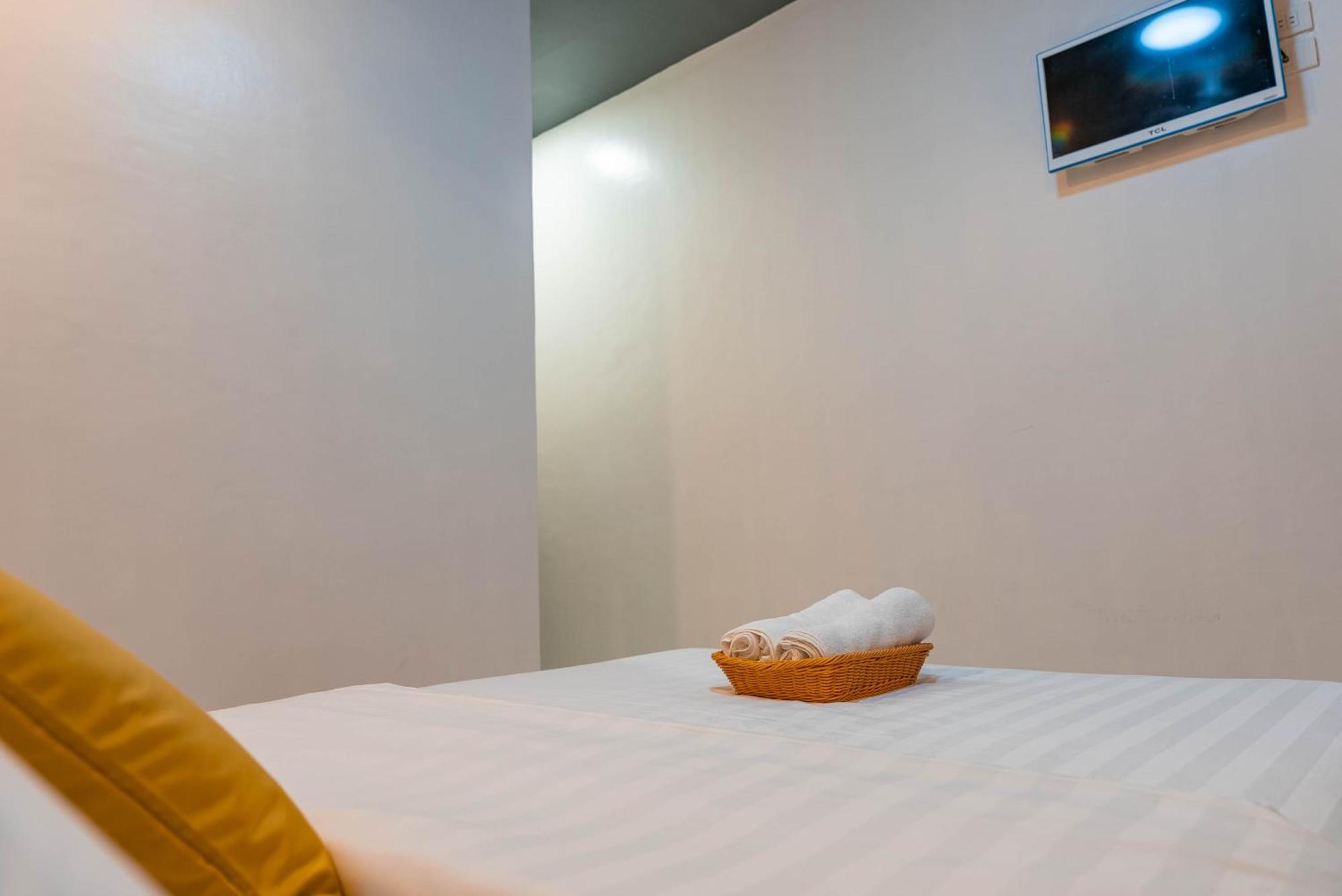 GT Seaside Inn Oslob Bagian luar foto