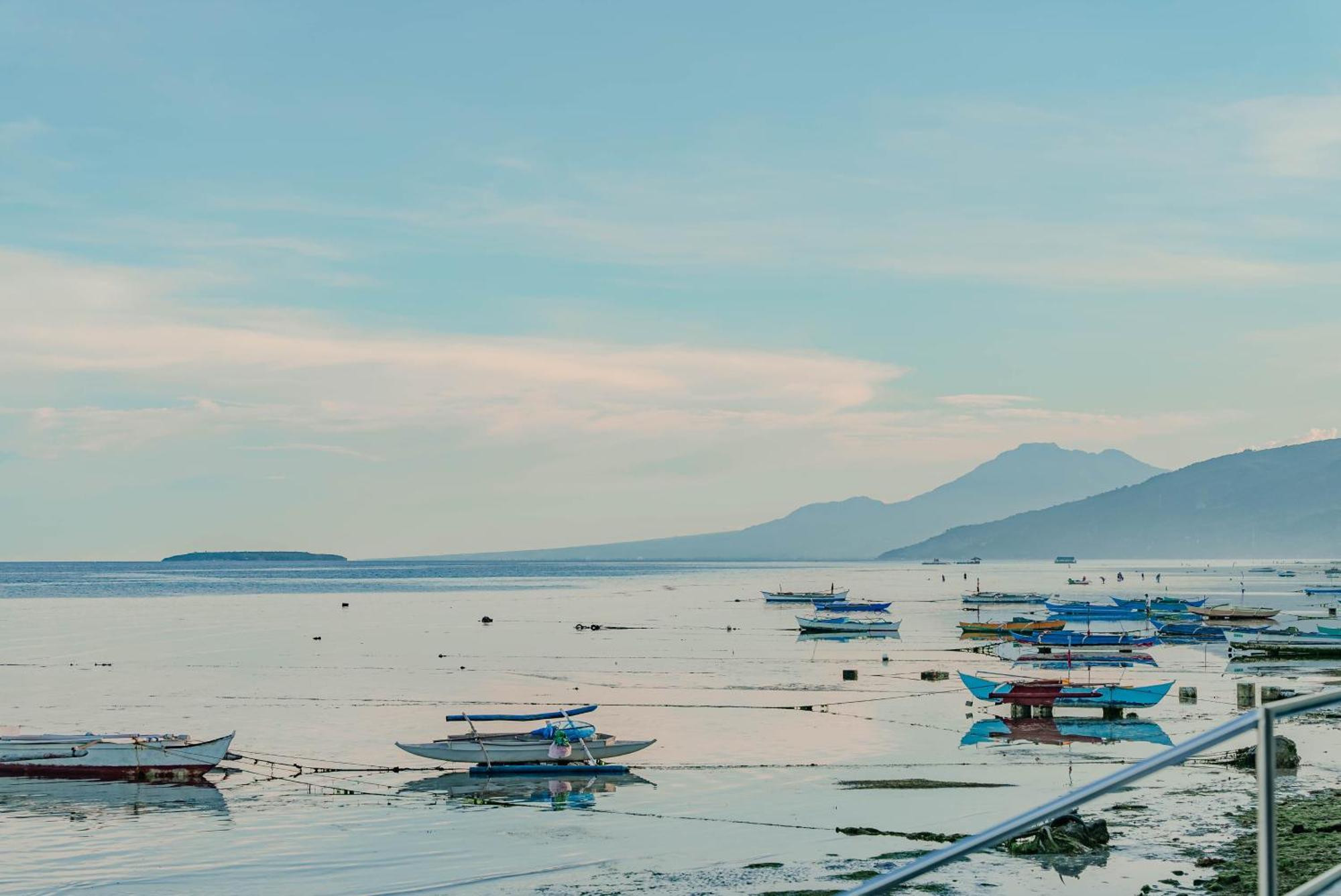 GT Seaside Inn Oslob Bagian luar foto